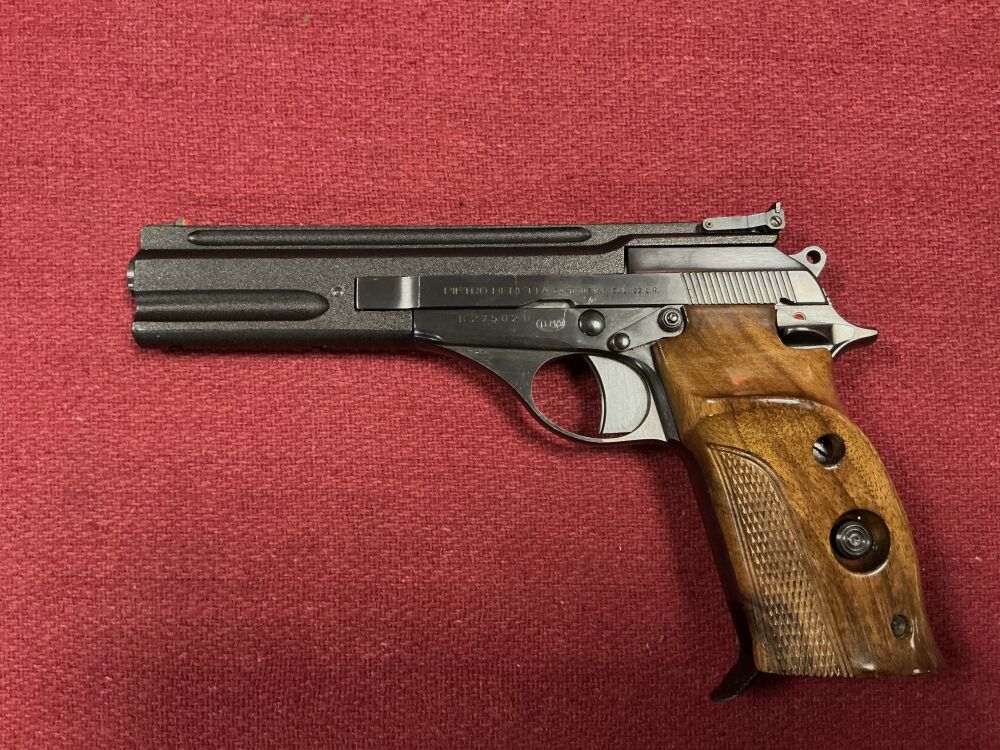 Beretta Model 76