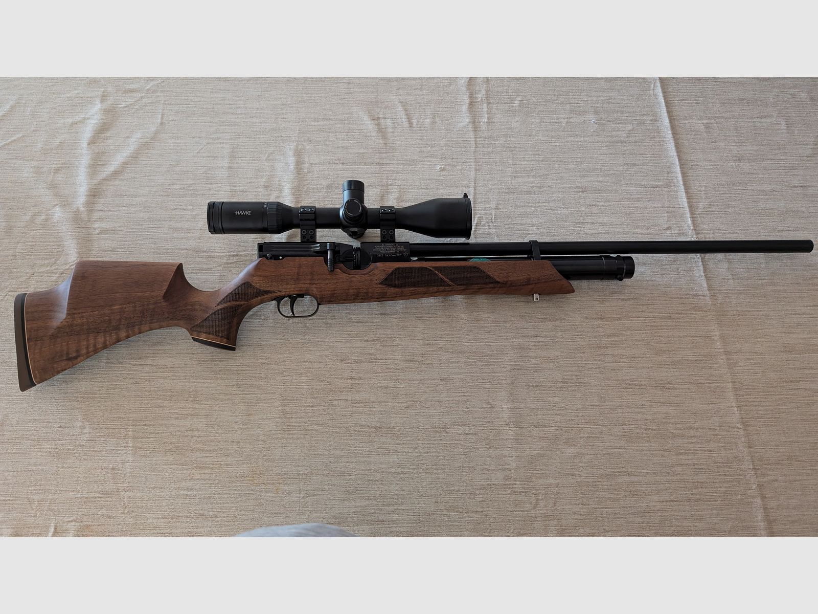 Weihrauch HW100 S F.S.B. 56cm extra long + scope (Hawke Airmax 30 WA SF 4-16x50 AMX IR) + bipod (MDT Oryx BiPod) + additional accessories + warranty