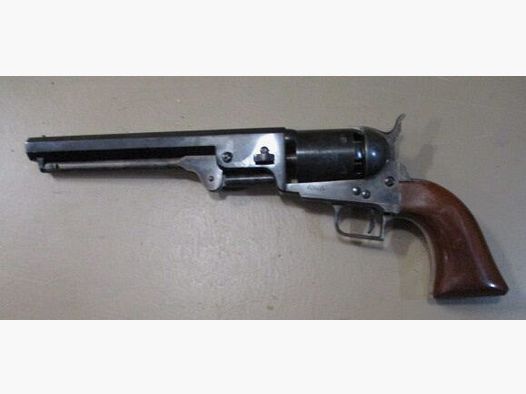 Revolver à chargement par la bouche Colt .36 non tiré des années 70