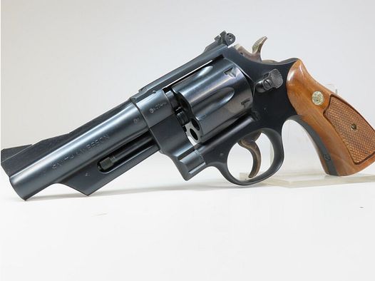 Smith & Wesson 28-2 Highway Patrolman en 4 pulgadas
