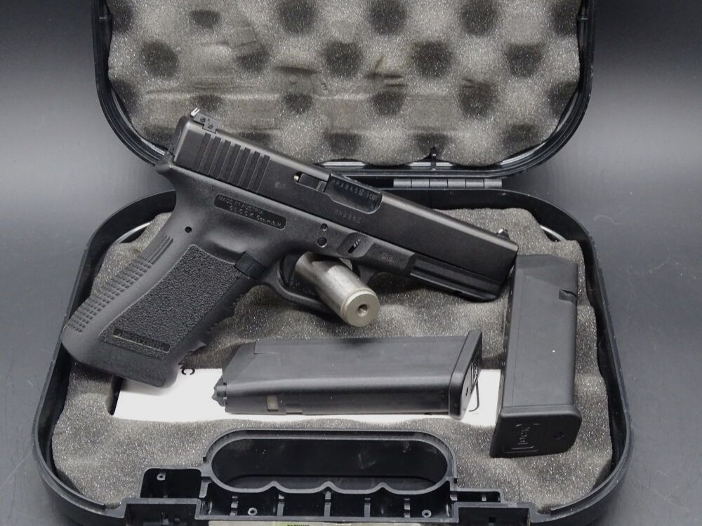 Glock 17 Kaliber 9mm Luger NEUWERTIG 17