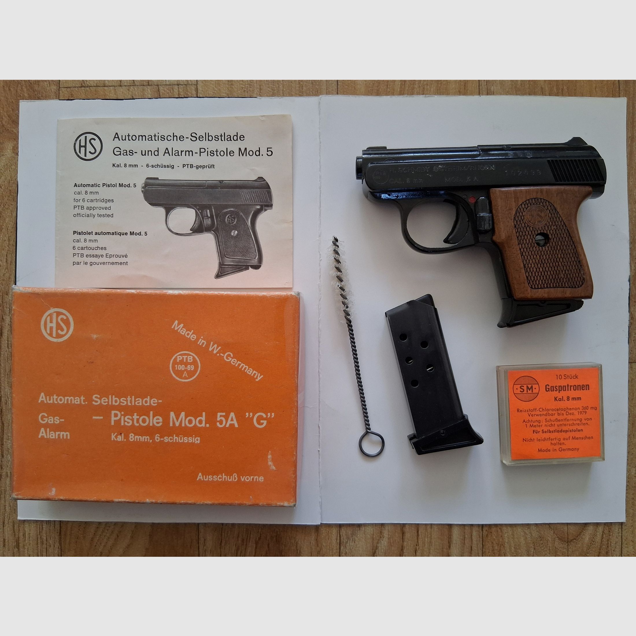 Sammler aufgepasst !!! HS Mod. 5A "G" Holzgriffschalen, Ersatzmagazin, TOP Zustand, ungeschossen