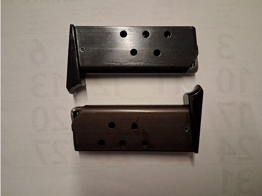 2 tijdschriften voor SM 110 kal. 8 mm K. (als nieuw)