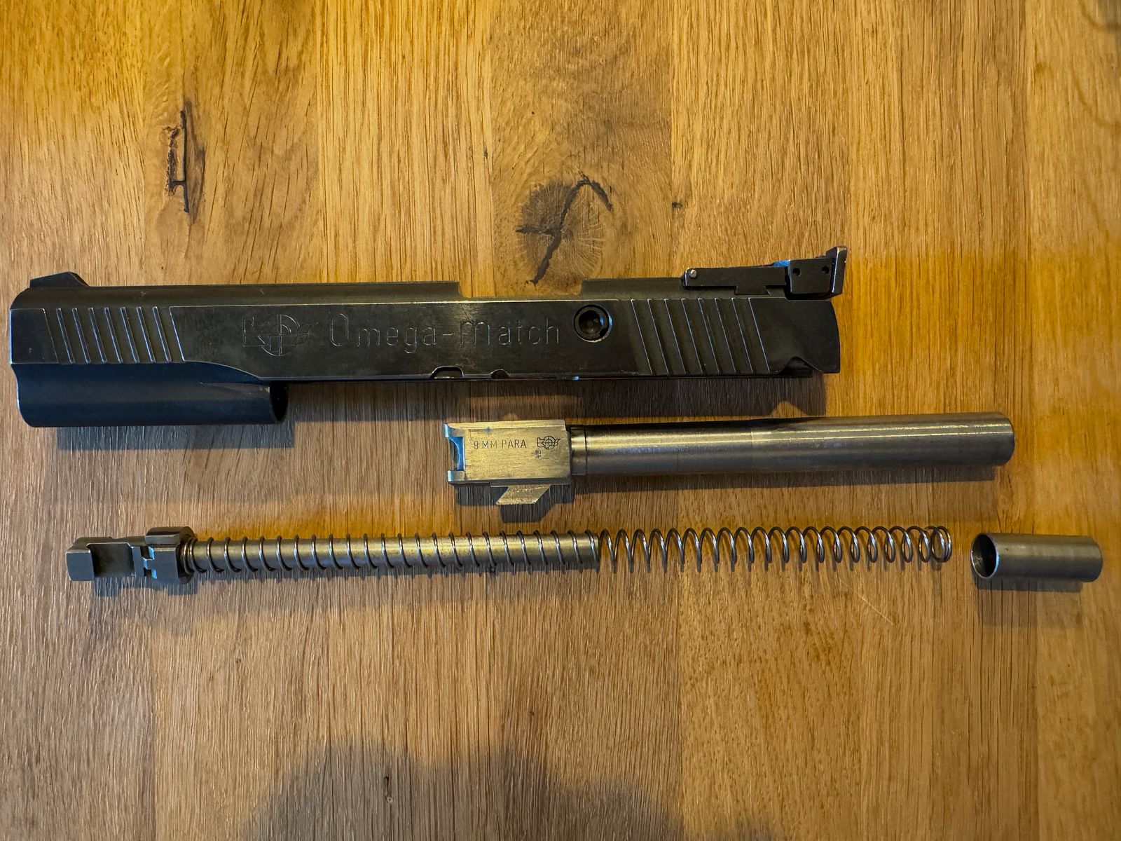 KPS Omega Match – .45 ACP + 9 mm Wechselsystem, je 2 Magazine