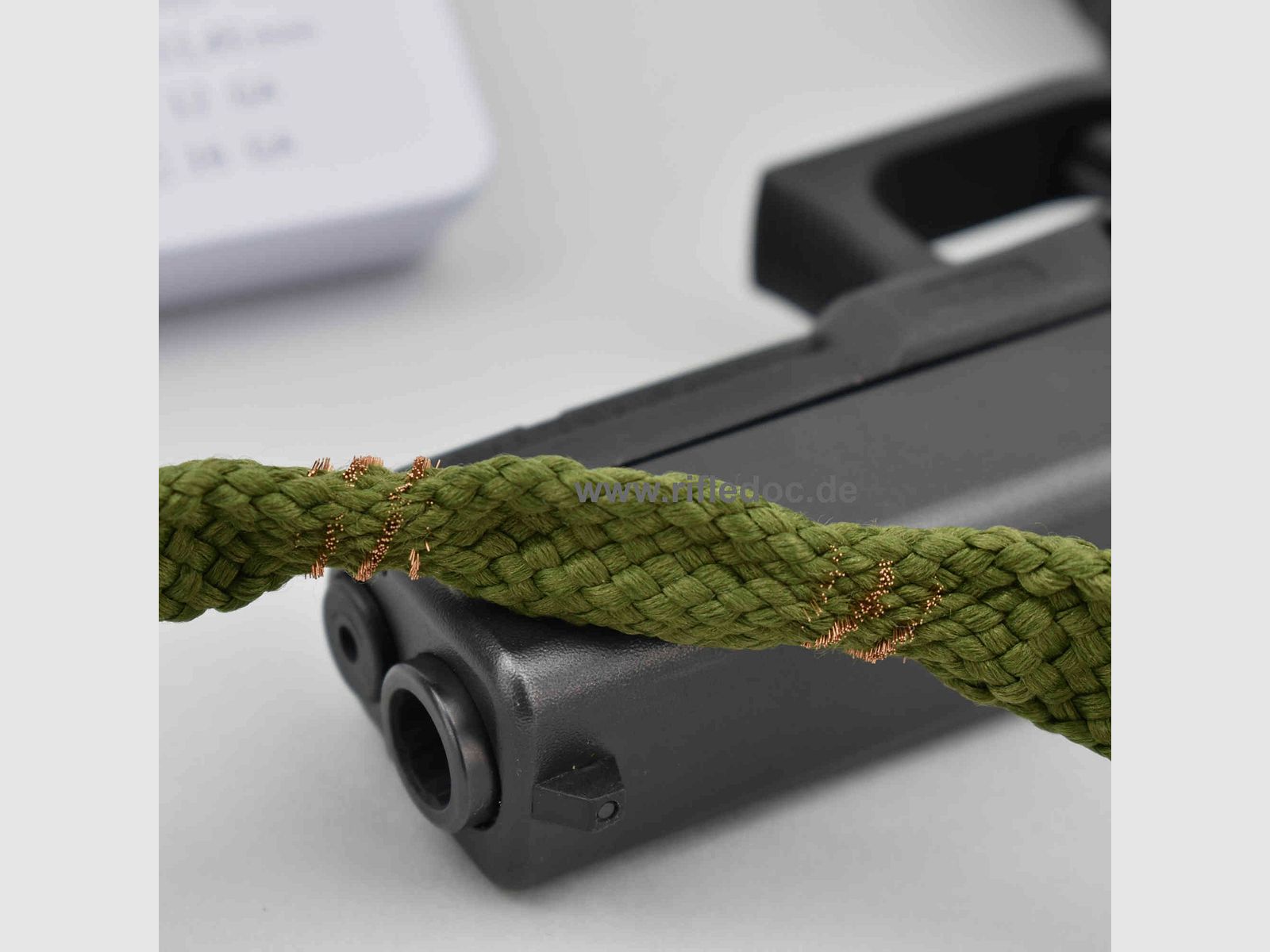 Pistooli 9 mm Cal .38 .357 | Reinigungsschnur Kurzwaffe + Alu Dose