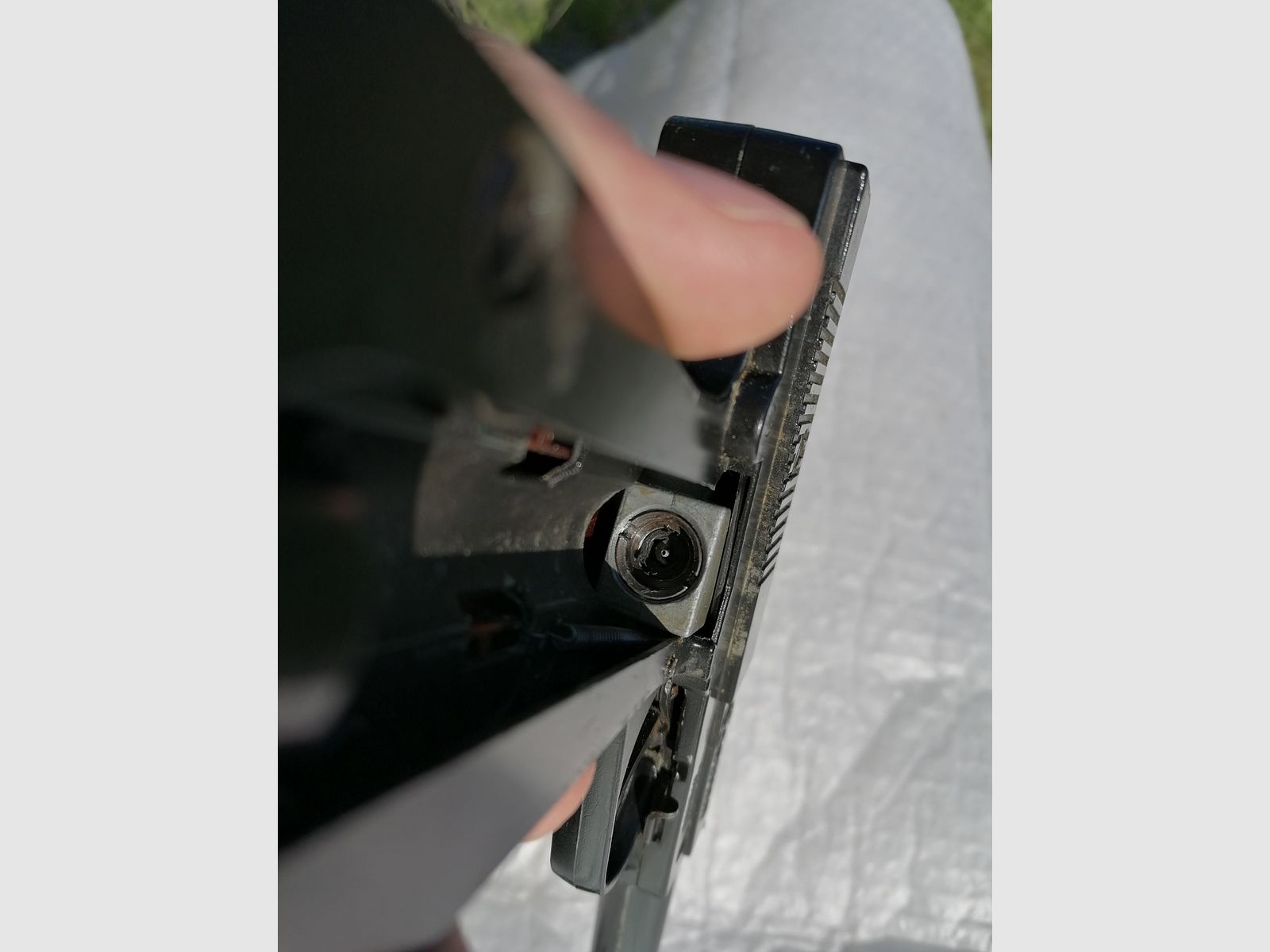 Pistola CO2 Crossman Modelo 454 4,5mm