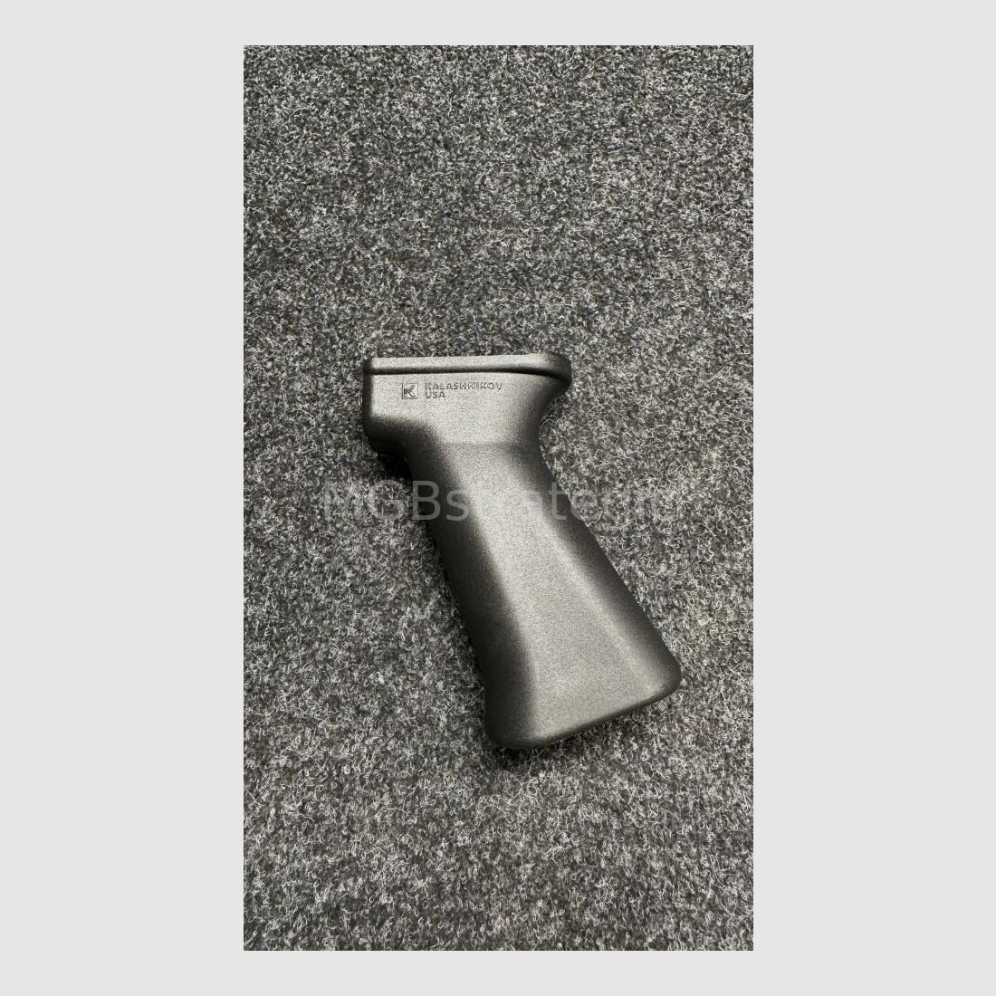 Empuñadura de pistola para AK47 AKM AK74 serie AK100 Saiga Arsenal KUSA WBP Cugir Empuñadura de pistola de marca KUSA que se adapta a la mayoría de las plataformas AK / AKM / Saiga