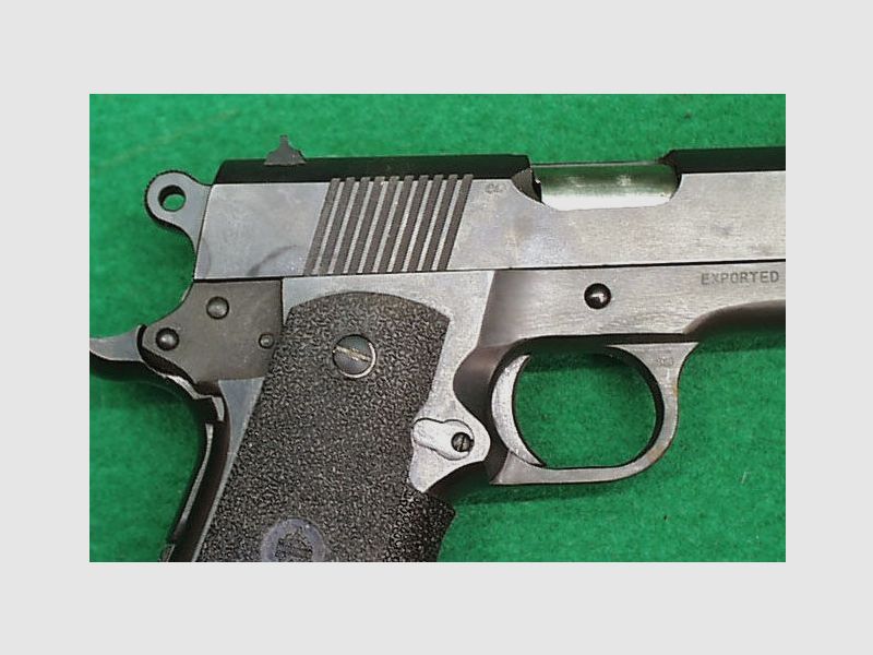 Pistola Norinco NP28