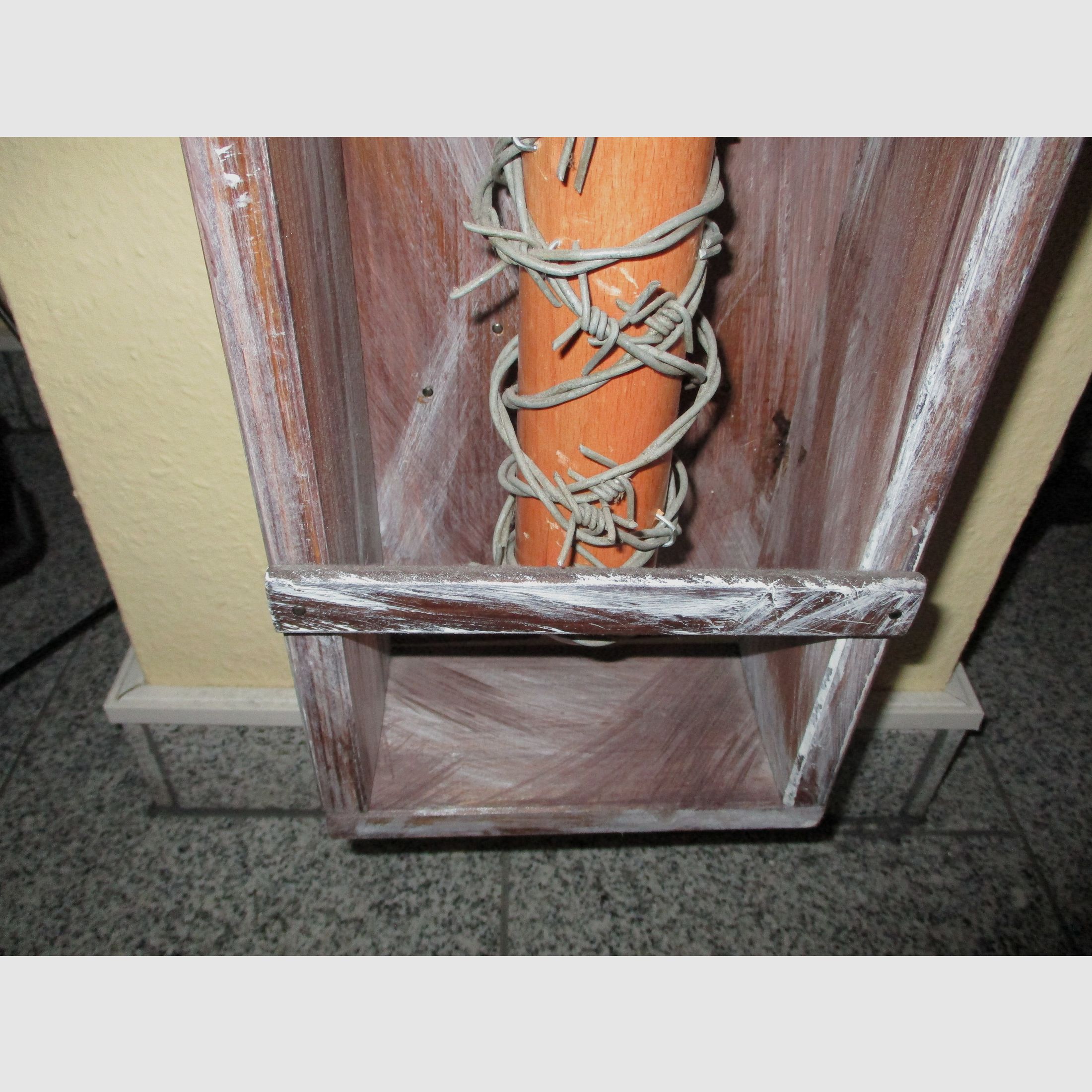 Il bastone da baseball Lucille di The Walking Dead in scatola di legno