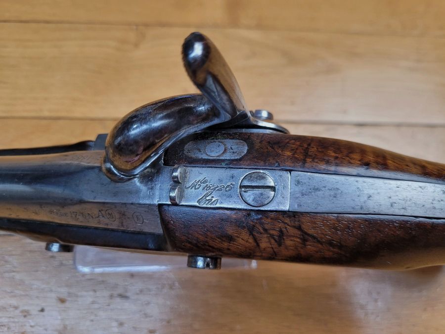 Sehr schöner französischer Pistol Modell 1822 TBIS – neu gebaut unter dem Zweiten Kaiserreich – M.I St Étienne – April 1855 – Mono-Nummer – Seltenheitszustand für ein sehr schönes Exemplar – TBE+, Bild 15 von 25