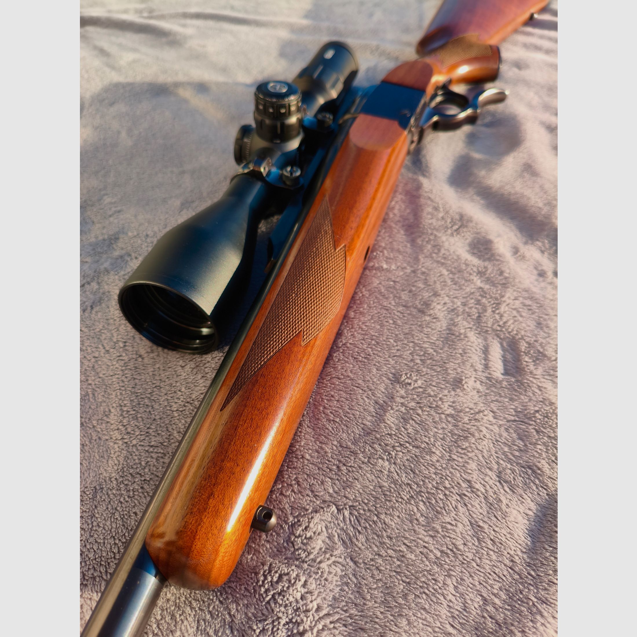 BLOCKBÜCHSE RUGER #1 (No. 1) .243 WIN Komplettpaket mit MEOPTA 3-15x50