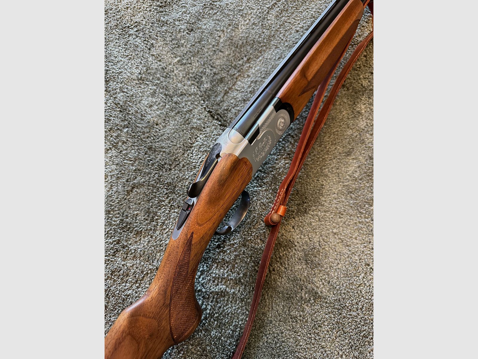 Beretta Bockdoppelflinte Kaliber 20/76 – sehr guter Zustand – inkl. Lederriemen