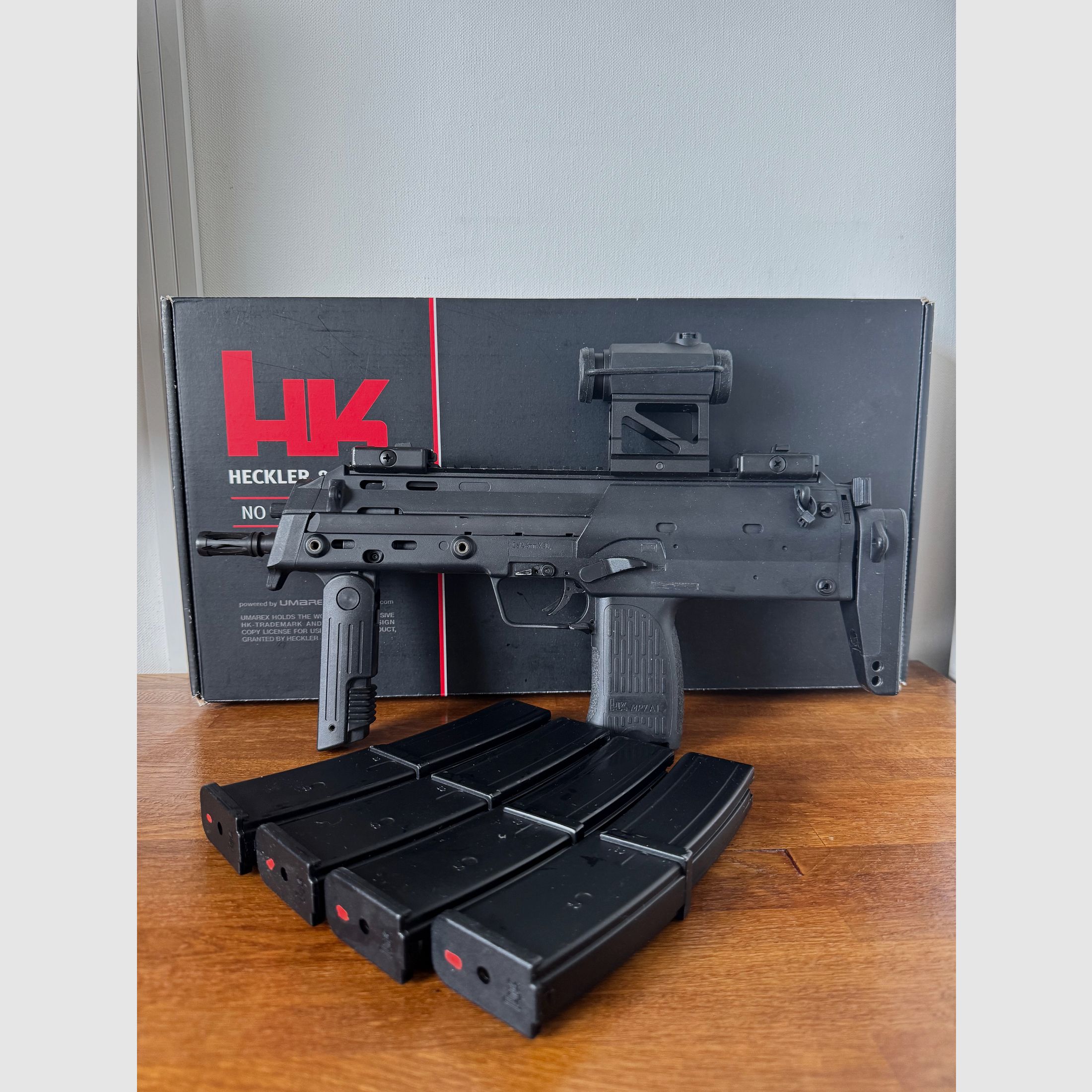 HK MP7 GBB V1 von VFC – 4 Magazine + Visier – VB