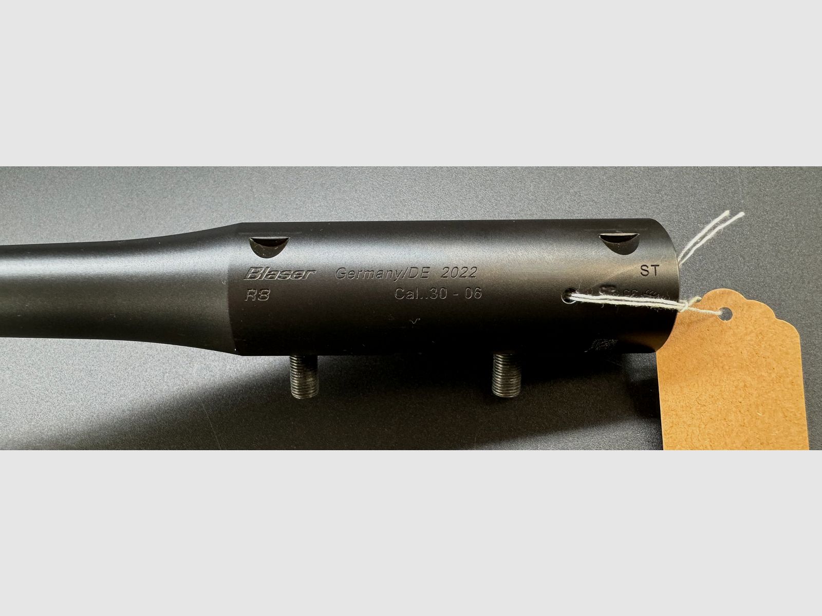 Blaser R8 barrel caliber: .30-06Spring (standard version) with open sights with magazine insert