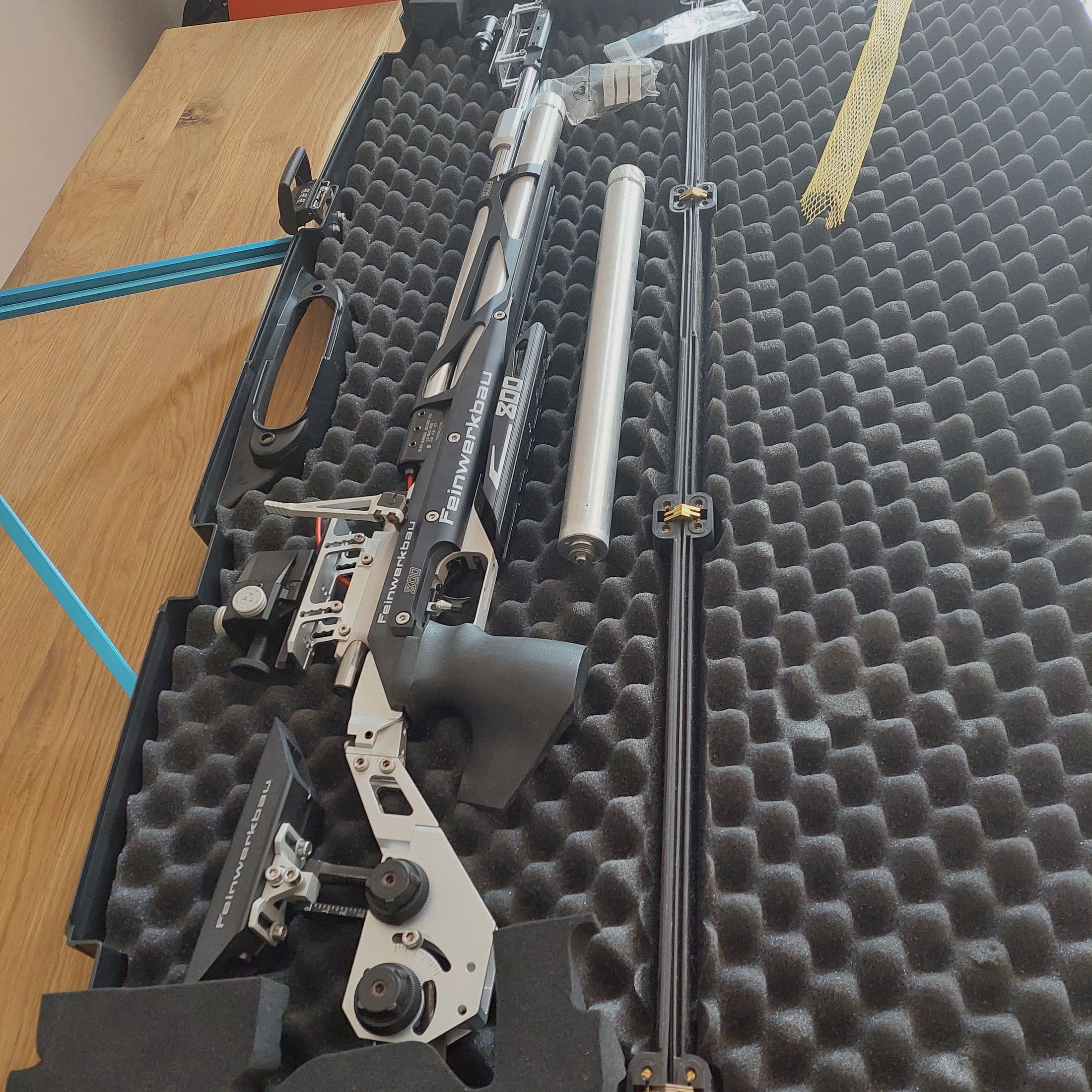 Verkoop Feinwerkbau Model 800 Alu Schwaz