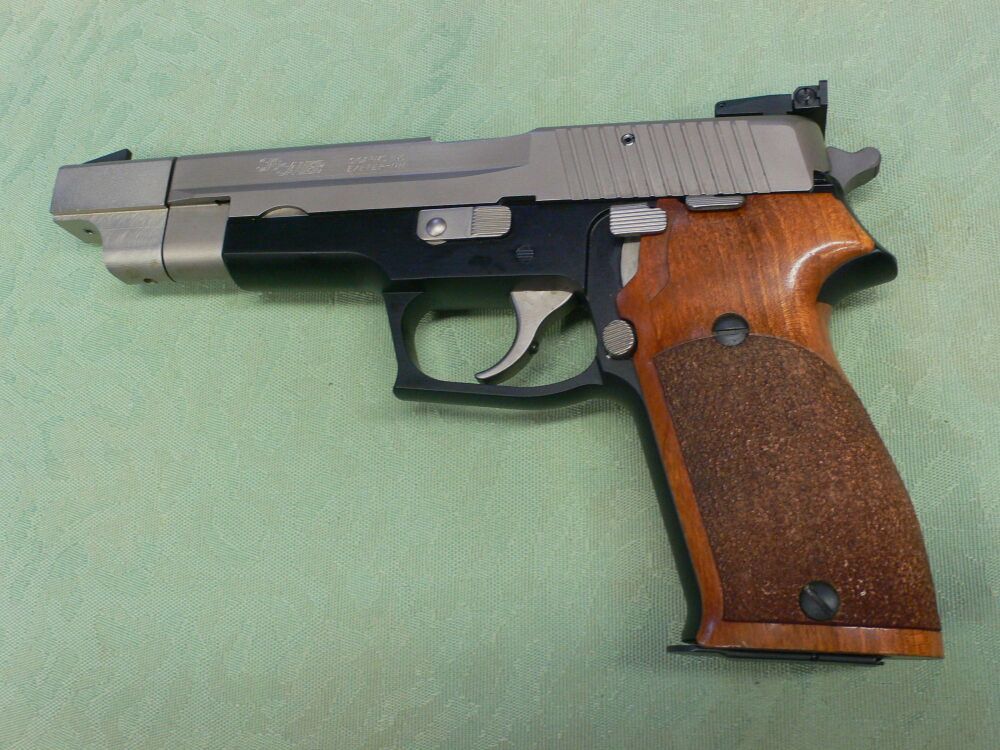 SIG-Sauer P220