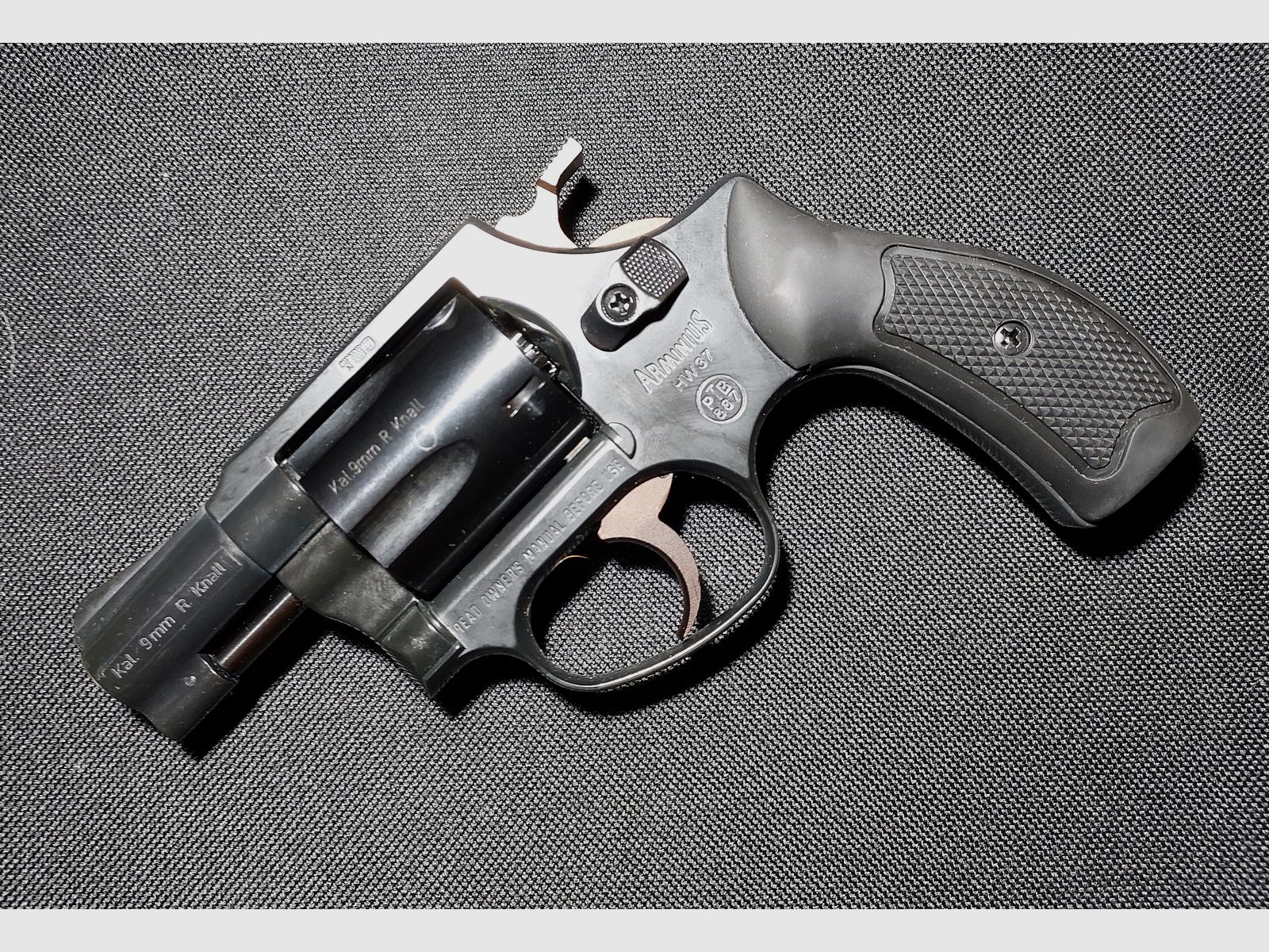 Weihrauch HW37 Cal. 9mm R.K. (PTB 887) OVP muy bien conservado (Arminius HW 37)