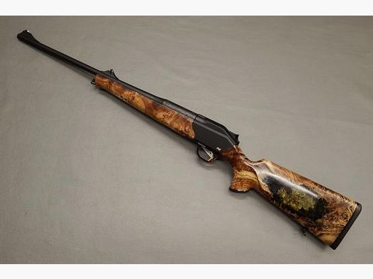 Blaser R8 Black Edition mit Raffir Oakleaves Schaftholz - IWA 2018 - .308 Win Geradezugrepetierbüchse