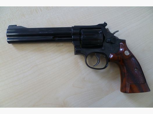 Revolver Smith & Wesson Model 586 .357 Magnum