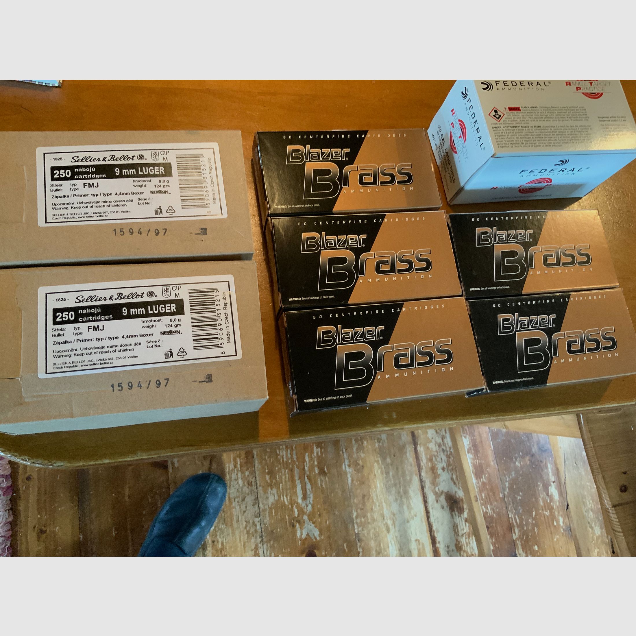 Munitie 9 mm Luger, .22 lr, 223 Remington