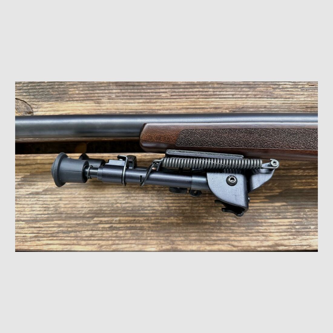 CZ Uhersky Brod 457 Varmint mit Nikon 2-7 x 32 und Zweibein .22lr