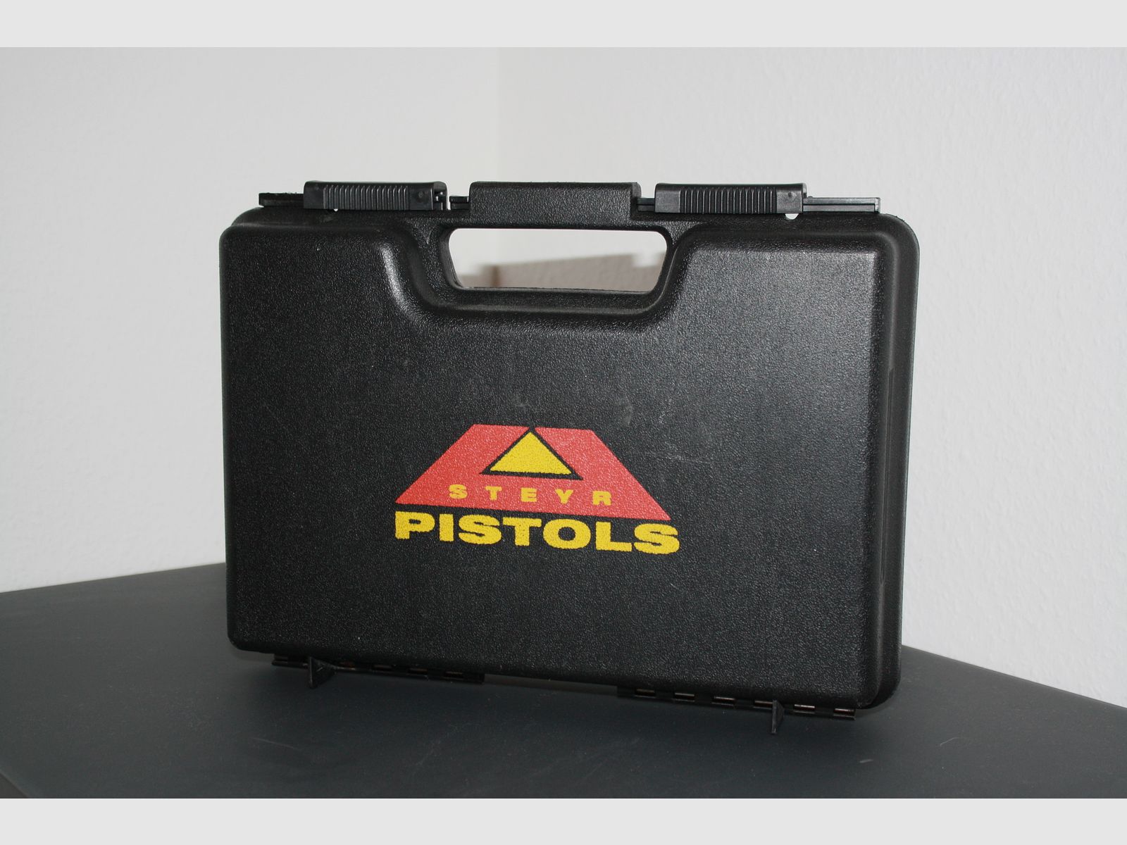 Steyr S9 Pistolet 9x19 z akcesoriami