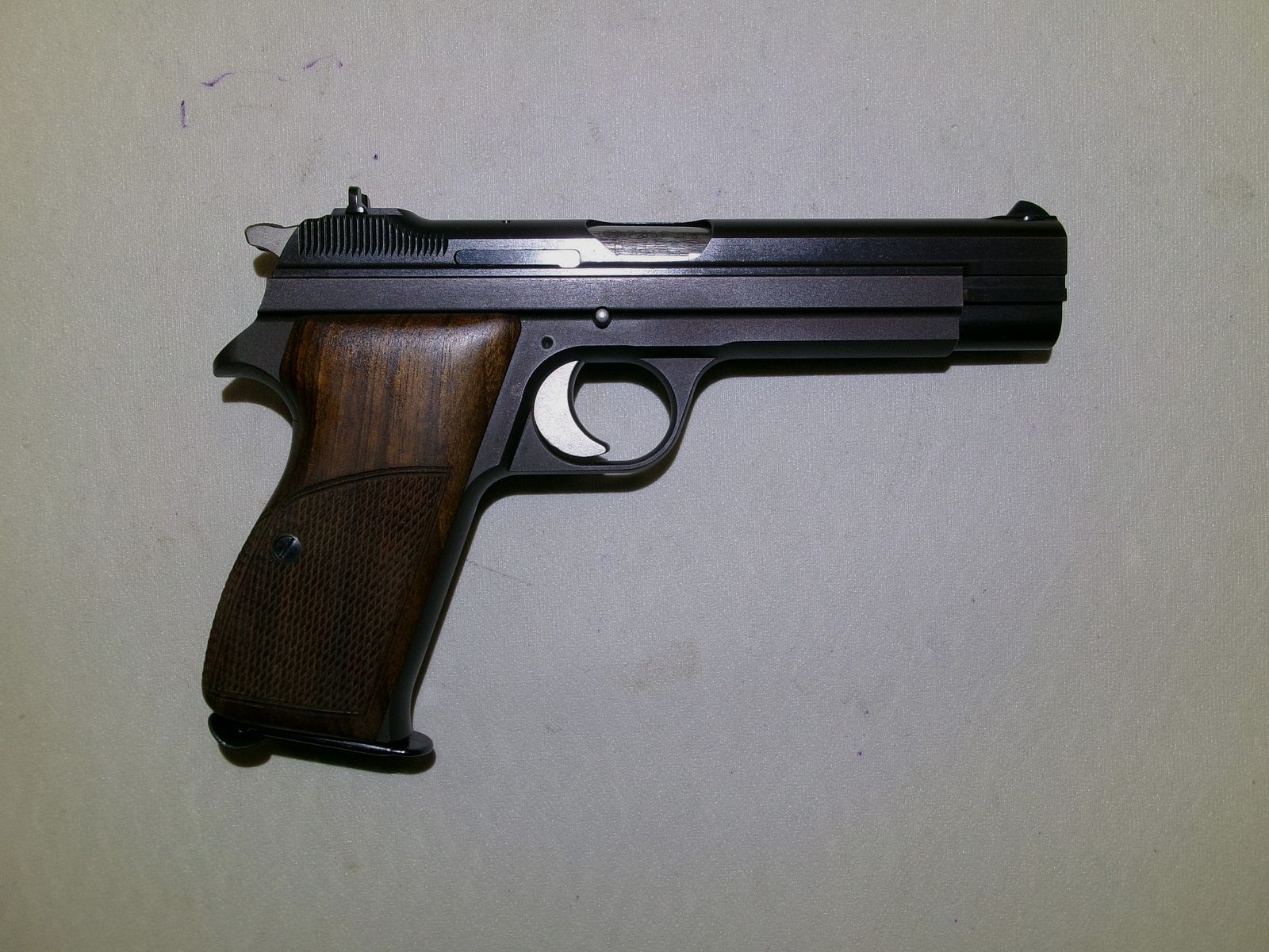 SIG HAMMERLI P210 CAL. 7,65 PARA d'occasion, image 1 sur 6