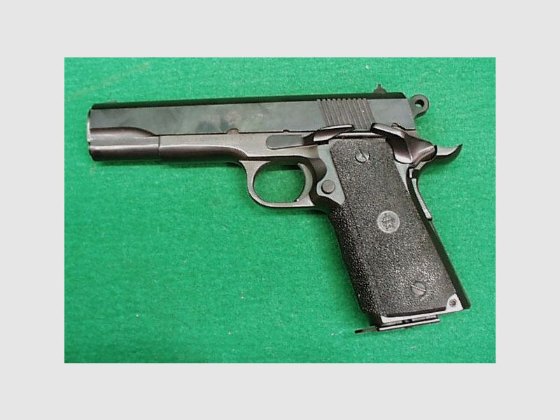 Pistola Norinco NP28