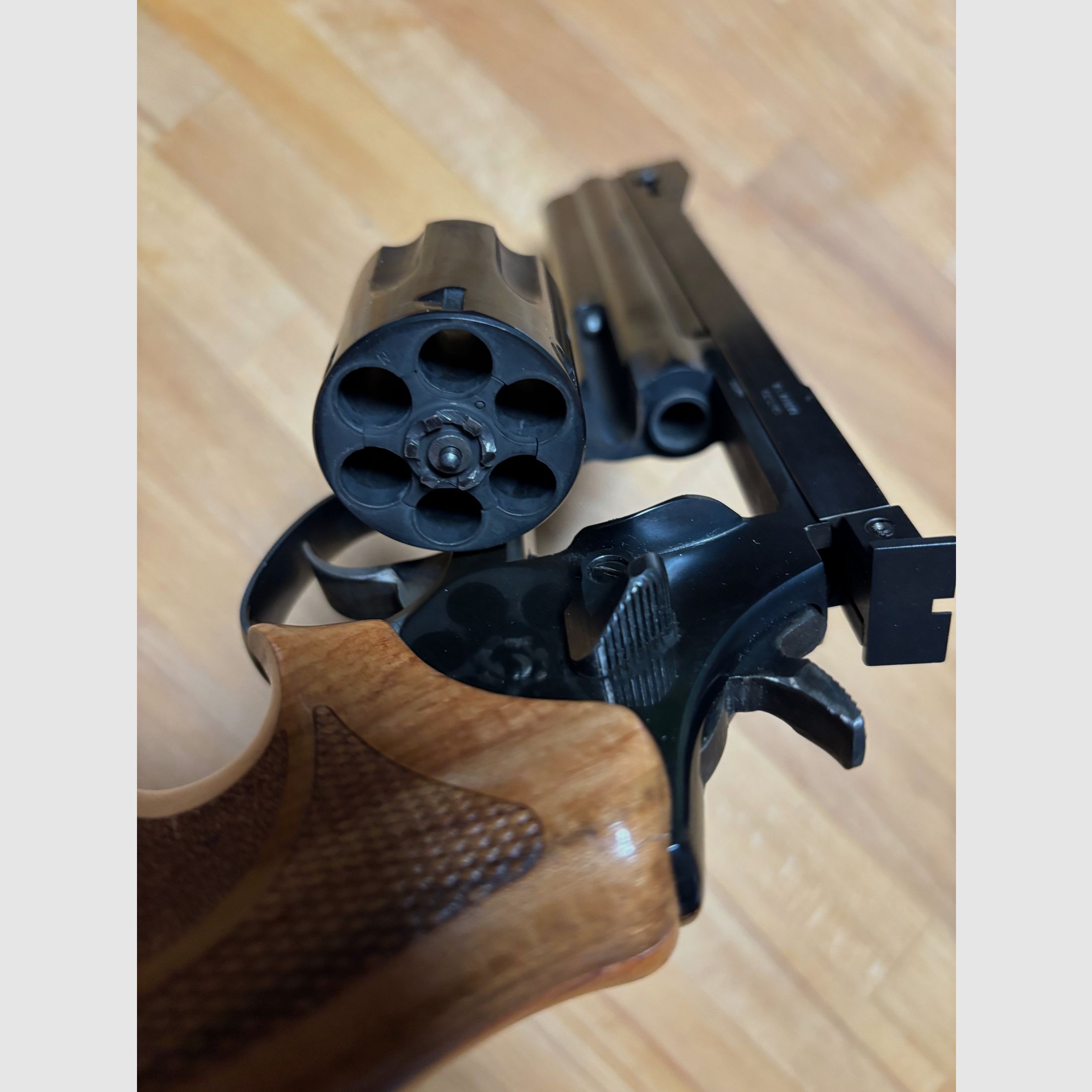 Taurus 689 PPC Revolver , Bild 7 von 7