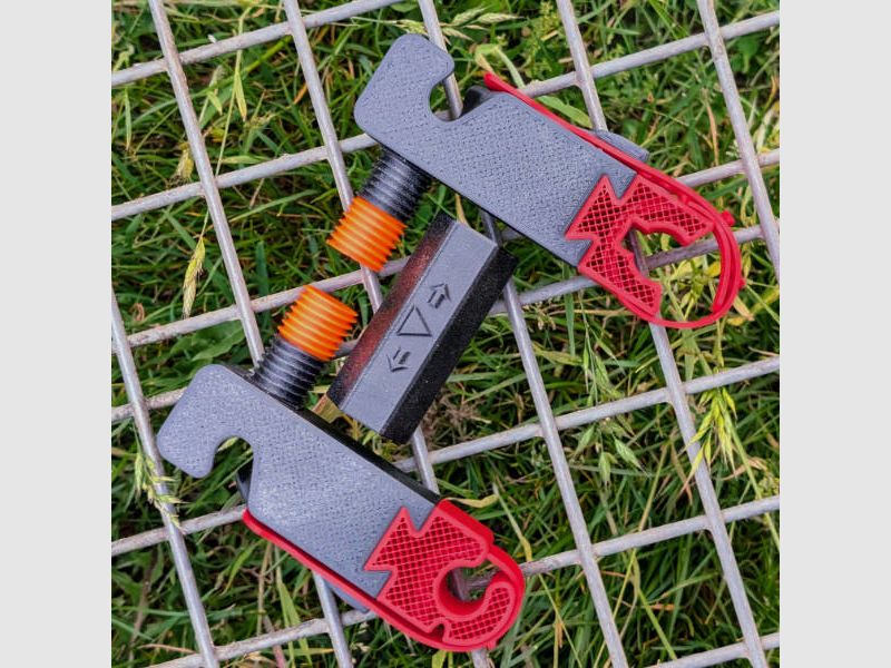 Gewehrhalter-System "Krabbe Pro" für Kopfstützen im Auto | Jagawams