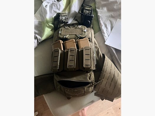 Plattendrager Militair Shield Germany