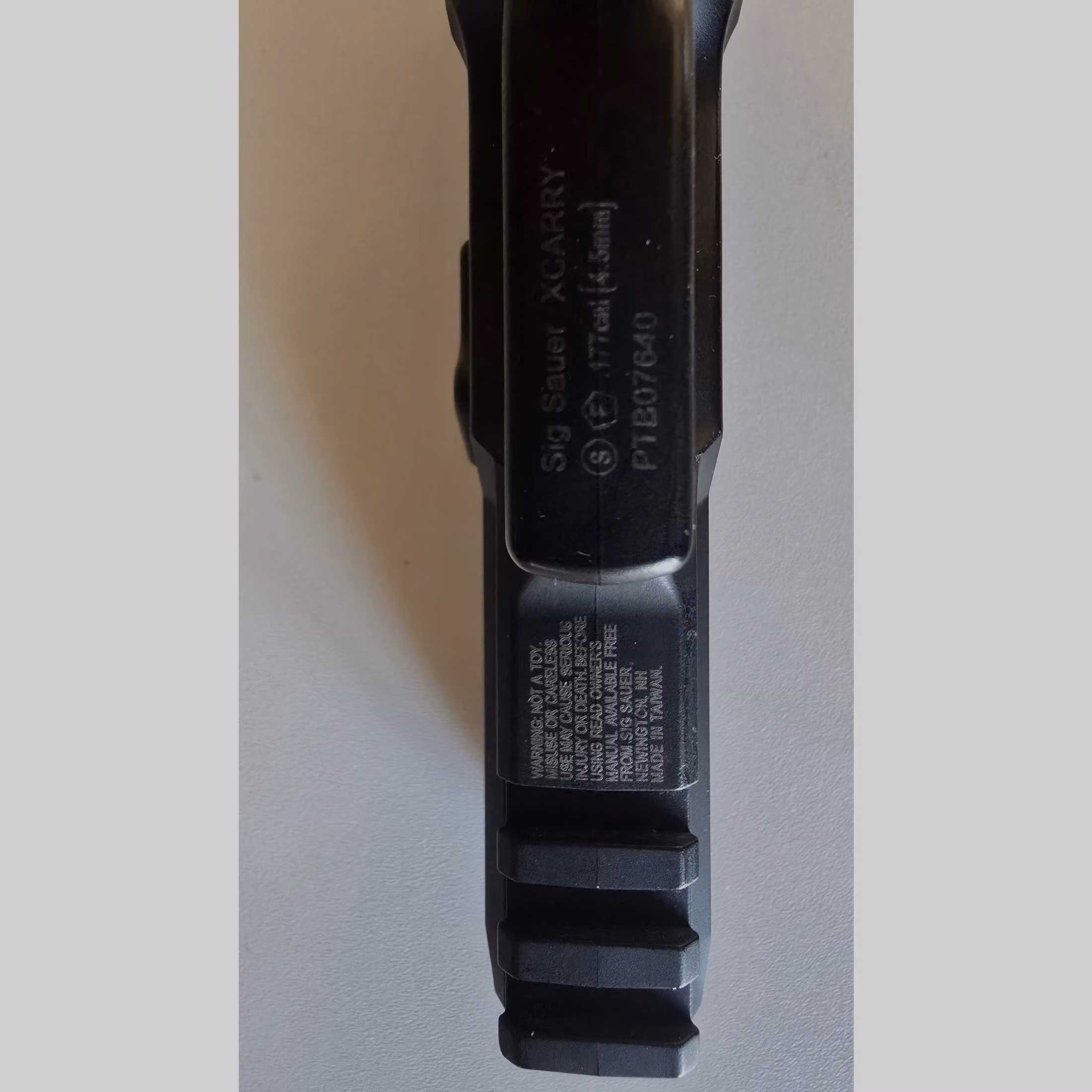Lot Sig Sauer - 4,5mm CO2 Sig Sauer P320 X Carry & P365 et accessoires, image 15 sur 16