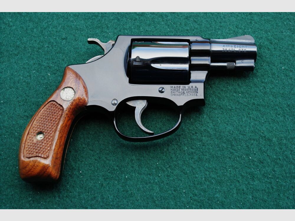 Smith & Wesson Airweight, 2 " LL