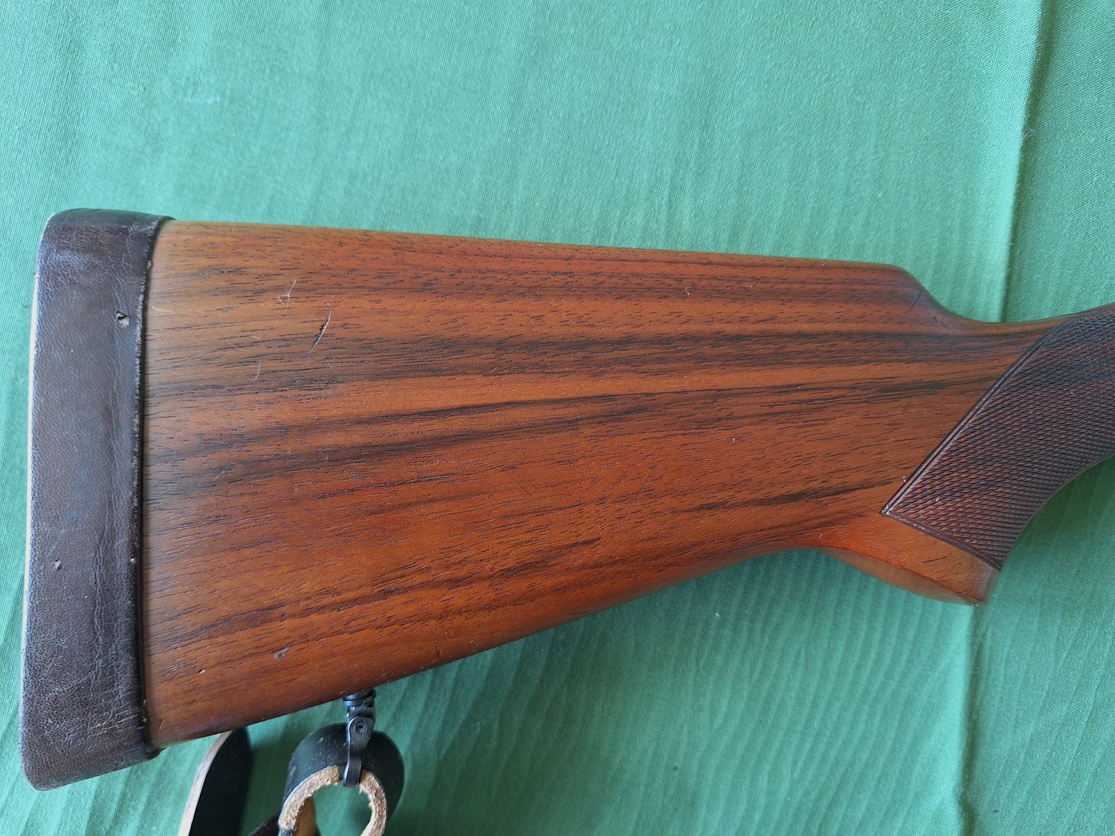 Escopeta de doble cañón superpuesta de Beretta, modelo B25, calibre 12/70