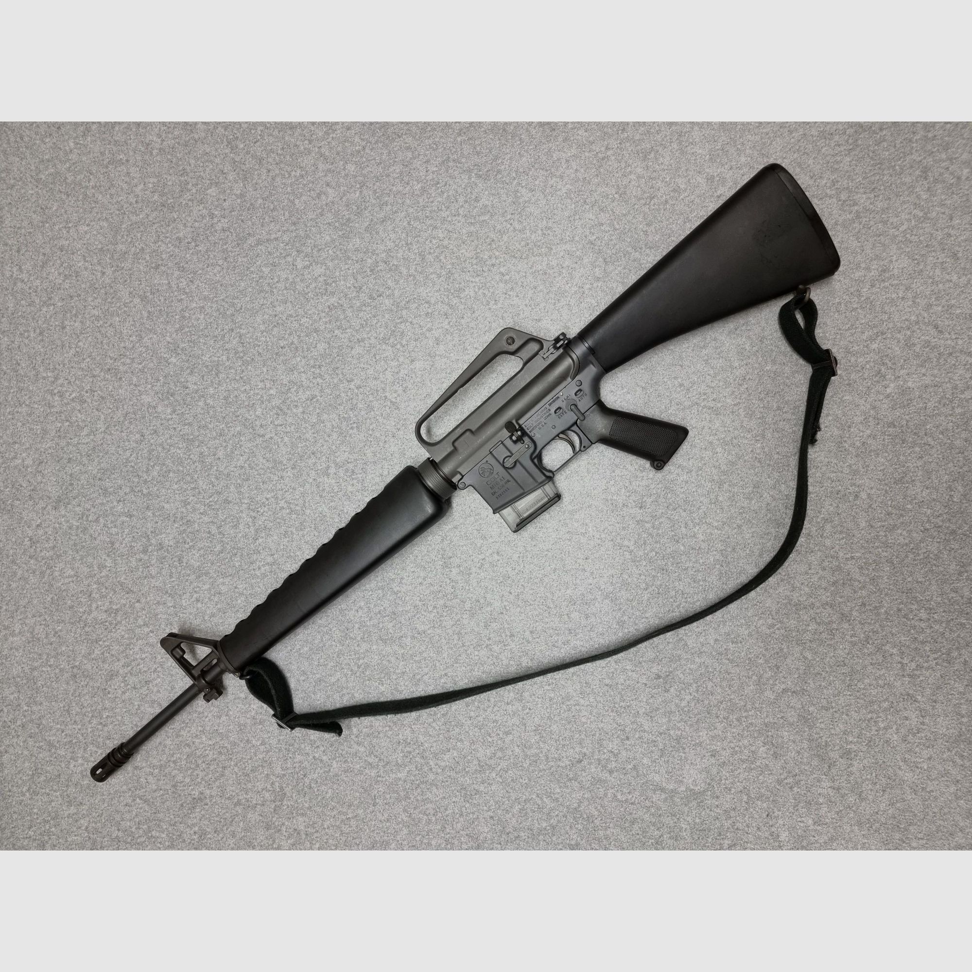 Oryginalny Colt M16 A1 - Niedermeier SG Ar15 - Kaliber .223 Remington - Era Wietnamu