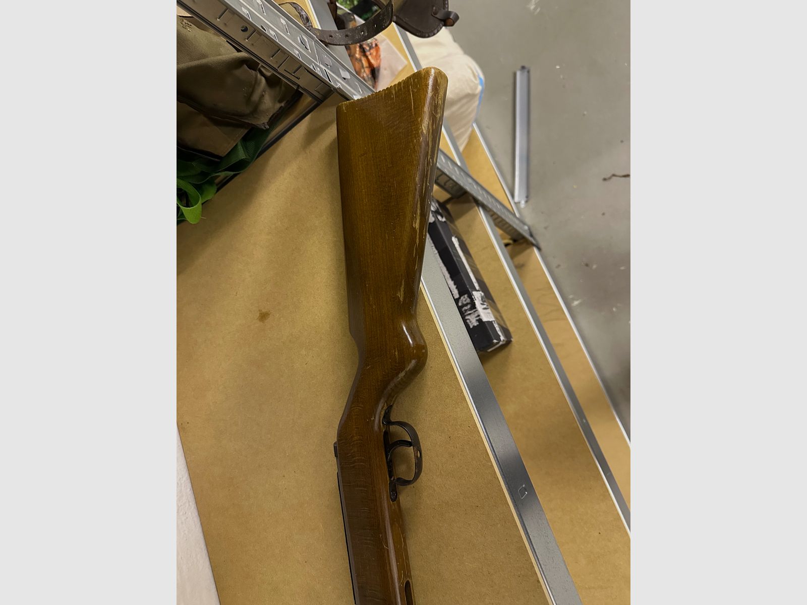 air rifle, image 3 of 5