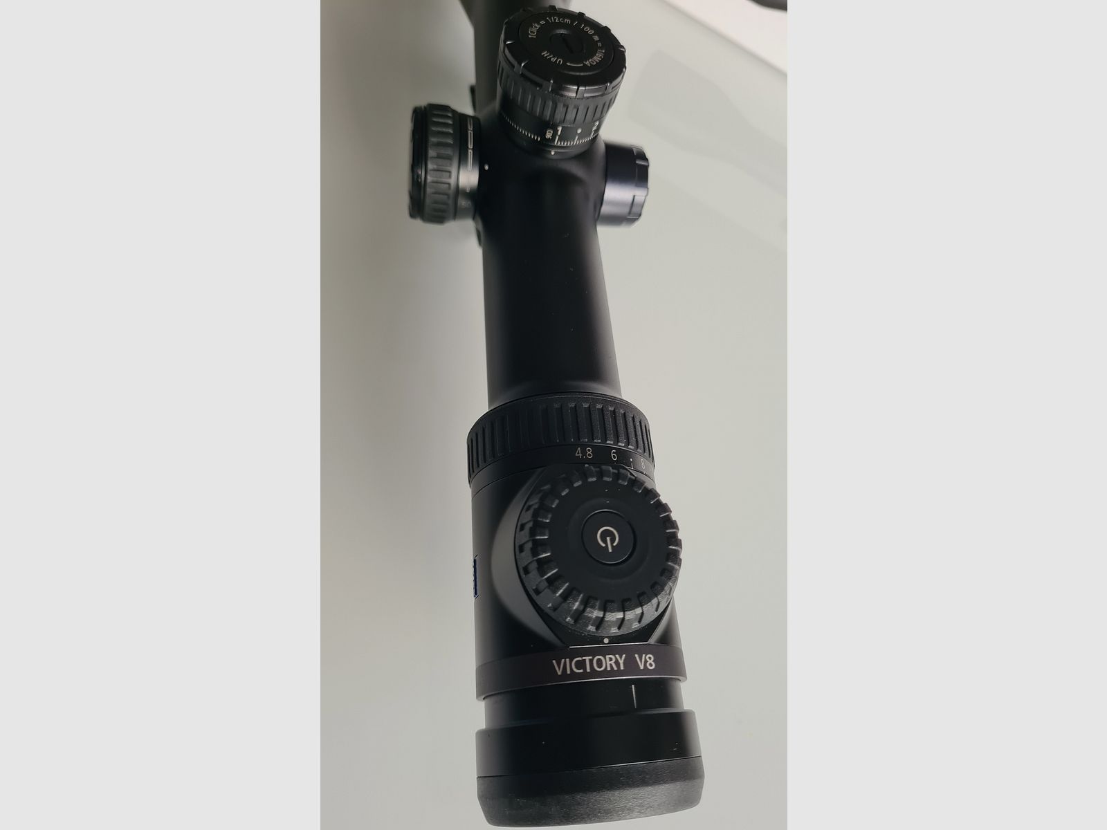 ZEISS Zielfernrohr V8 4,8-35x60 ASV mit Schiene und Rusan Modular FIX / VB