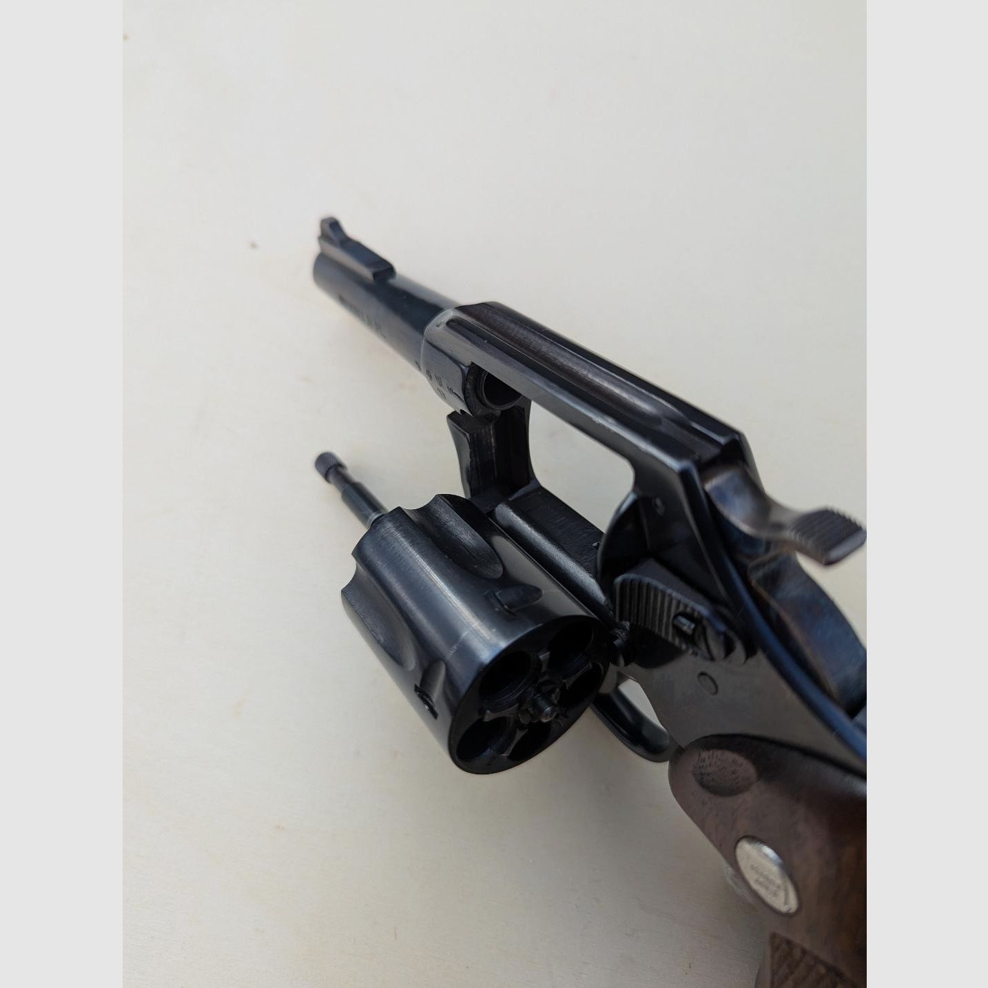 Charter Arm Revolver Undercover  3" in .38Special 