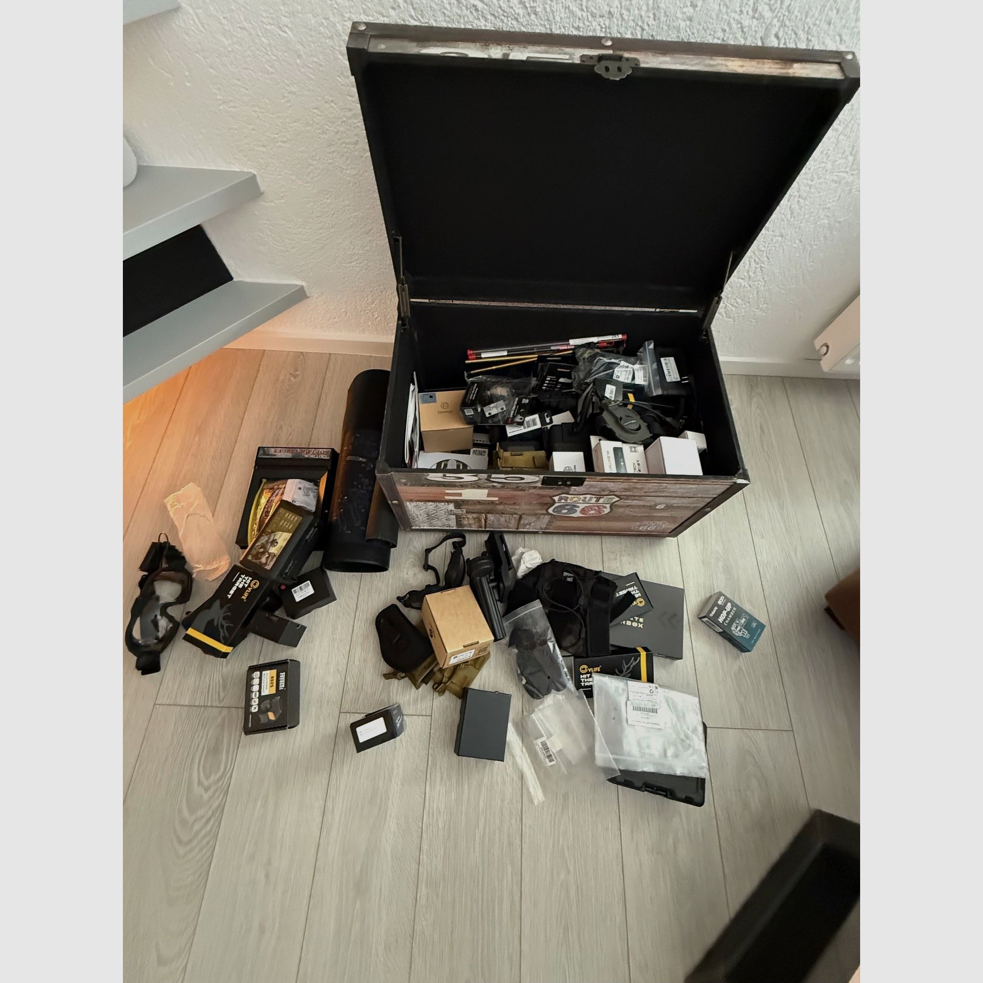 Airsoft Sammlung komplett zu Verkaufen, 6 Gewehre & 5 Pistolen sowie Zubehör ohne Ende        ALLES KOMPLETT NEU