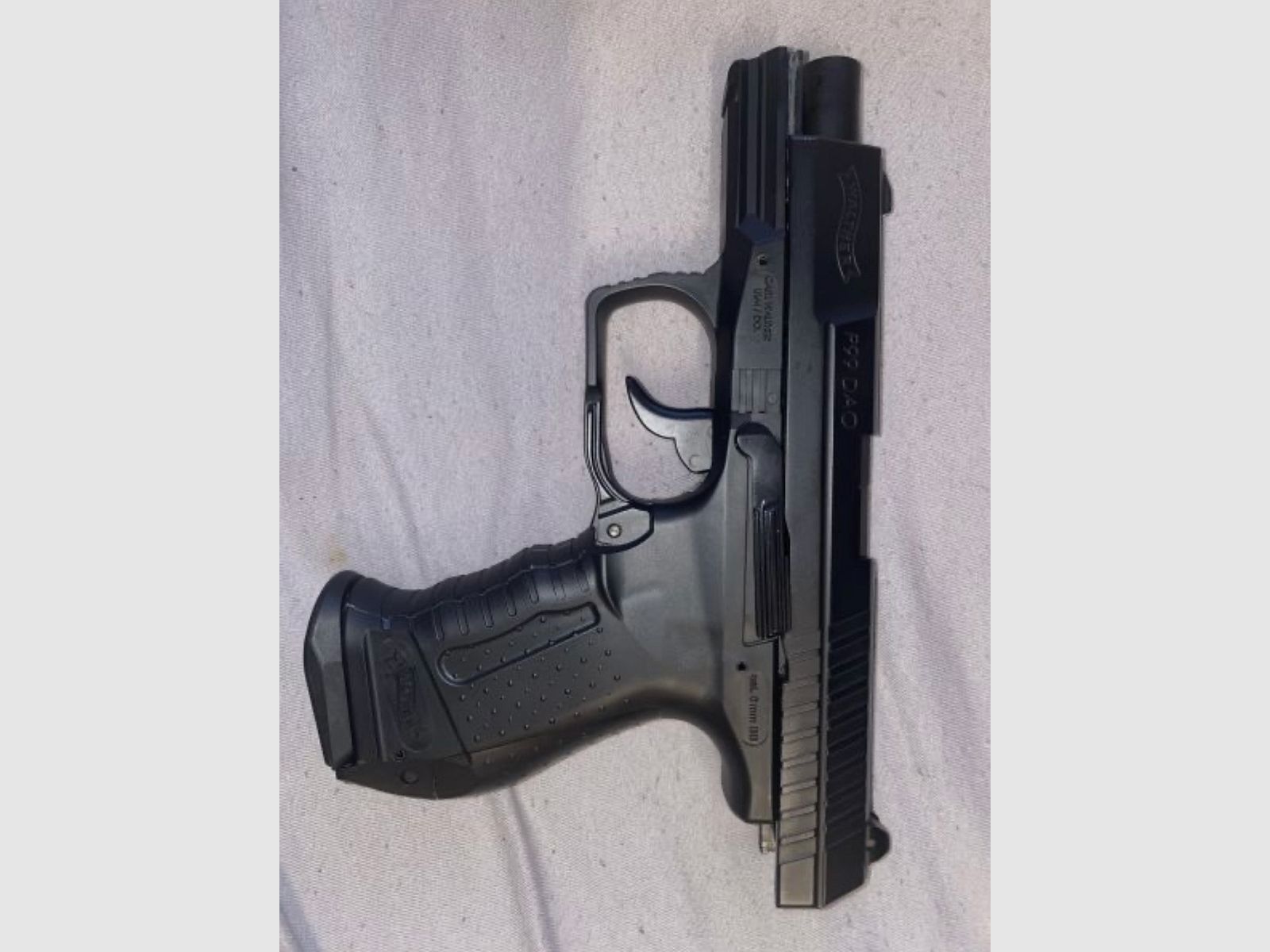 P99 Airsoft Gas mit Zubehör 