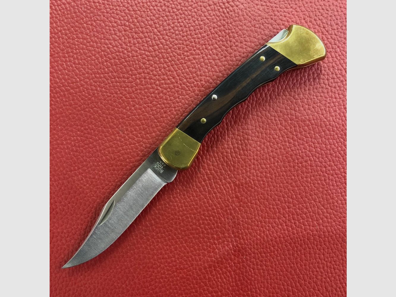 Buck 110 Folding Hunter Vintage, immagine 1 di 9