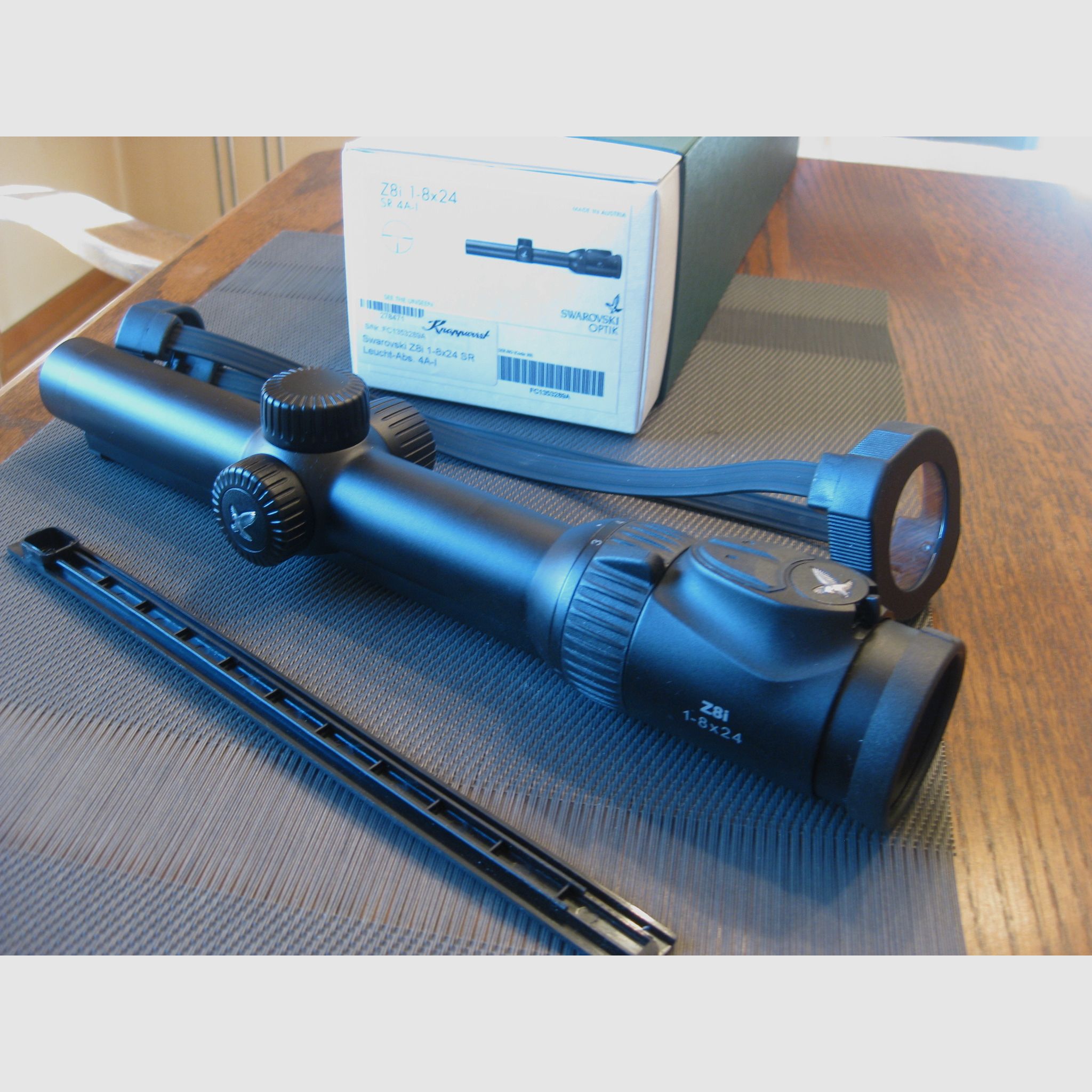 LIKE NEW TOP Swarovski Z8i as 1 - 8 x 24 SR Abs. 4A-i, for an additional charge including original Blaser saddle mount (high)! No ZEISS-LEICA-SAUER-MAUSER-GPO