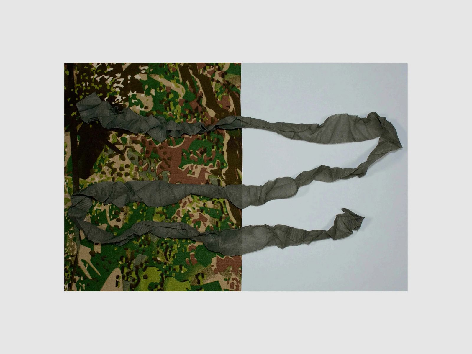 Ghosthood Ghosthood Tarnstreifen Strip Solid gray green