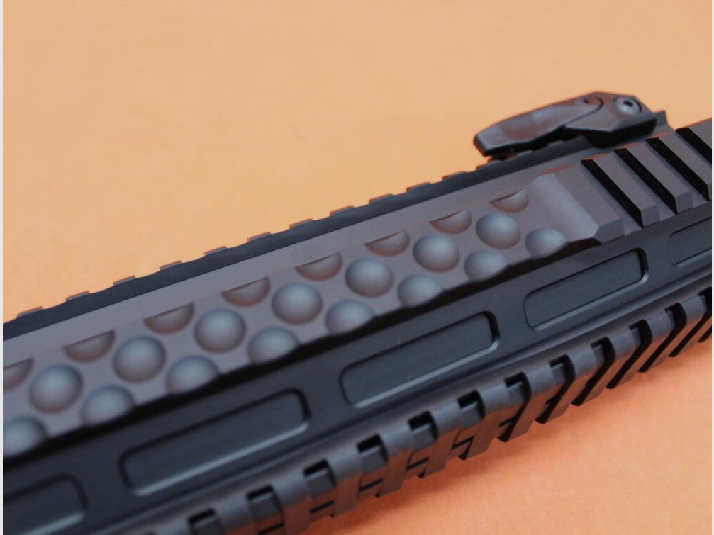 Armes Oberland Ha. Carabine 9mm Luger Armes Oberland OA-15 PR M9 COURT, Système AR-15, canon de 12"/ crosse rétractable/ ARME DE SPORT !