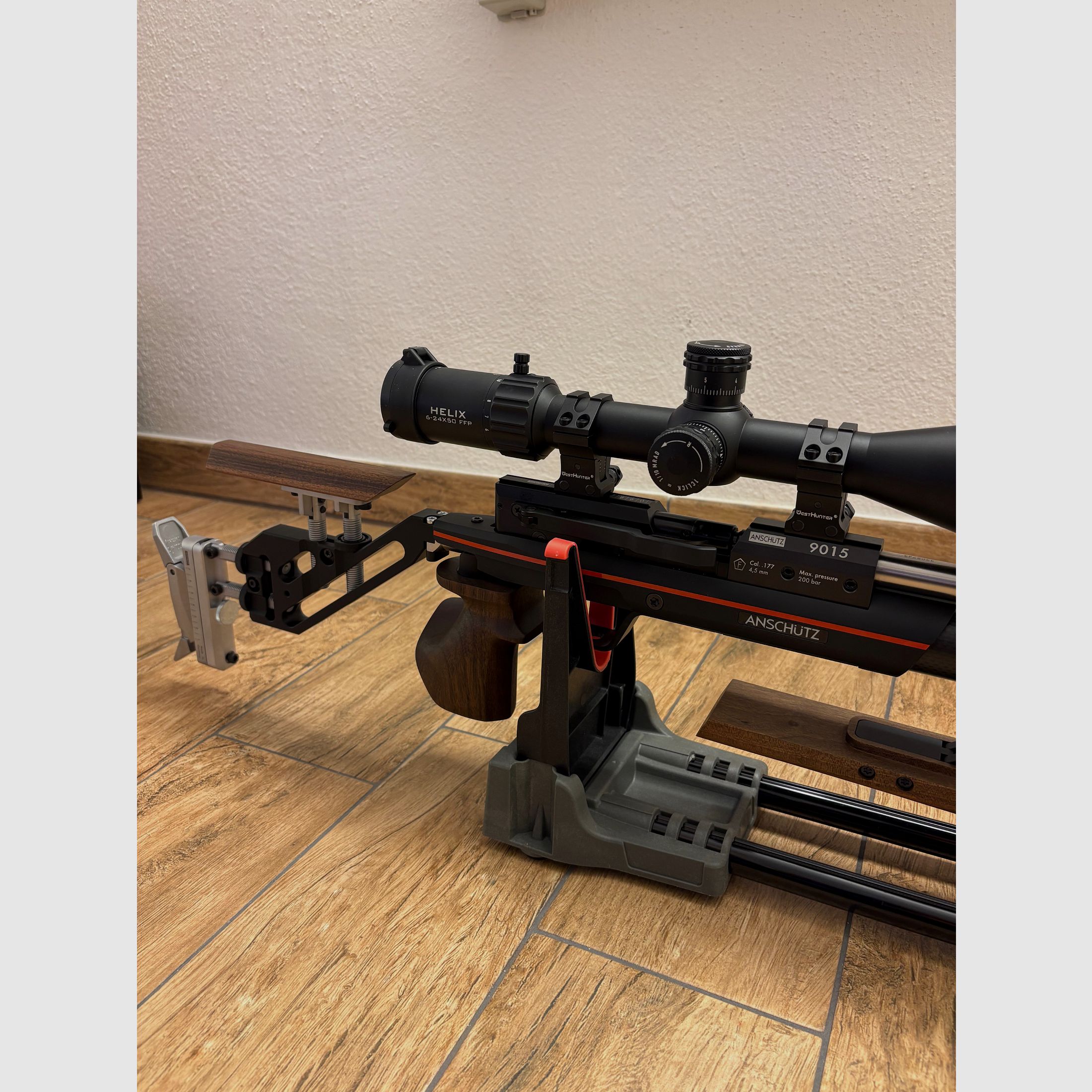 Anschütz Luftgewehr 9015 ONE Basic 1 mal benutzt Rechnung vorhanden