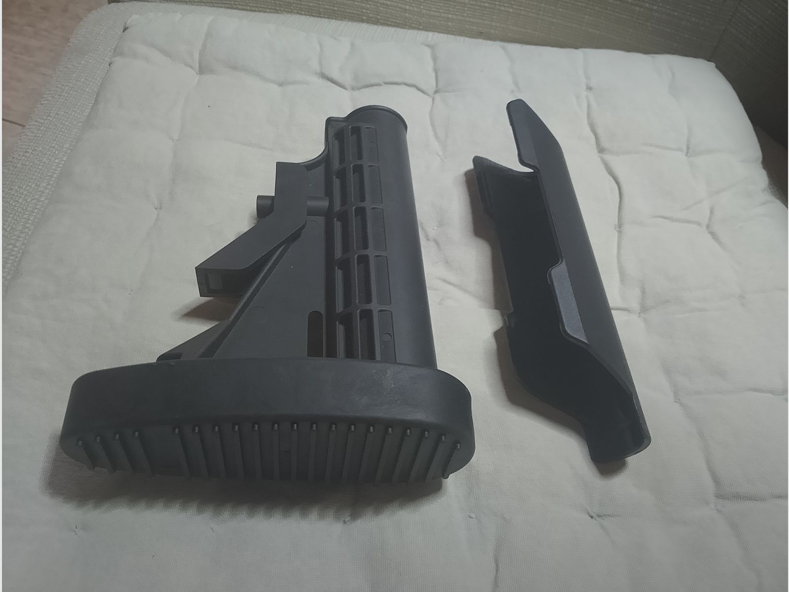  Set as good as new push stock AR-15 M4 carbine stock commercial version, 6-position buffer rubber cheek rest 