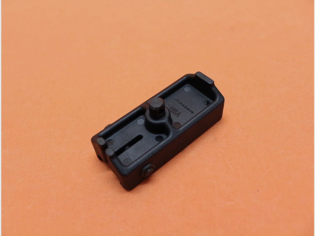 FAB Defense FAB Defense HBA-3 QD Zweibeinadapter f. Typ Harris Polymer schwarz mit Riemenöse (f. Picatinnyprofil, Bild 1 von 4