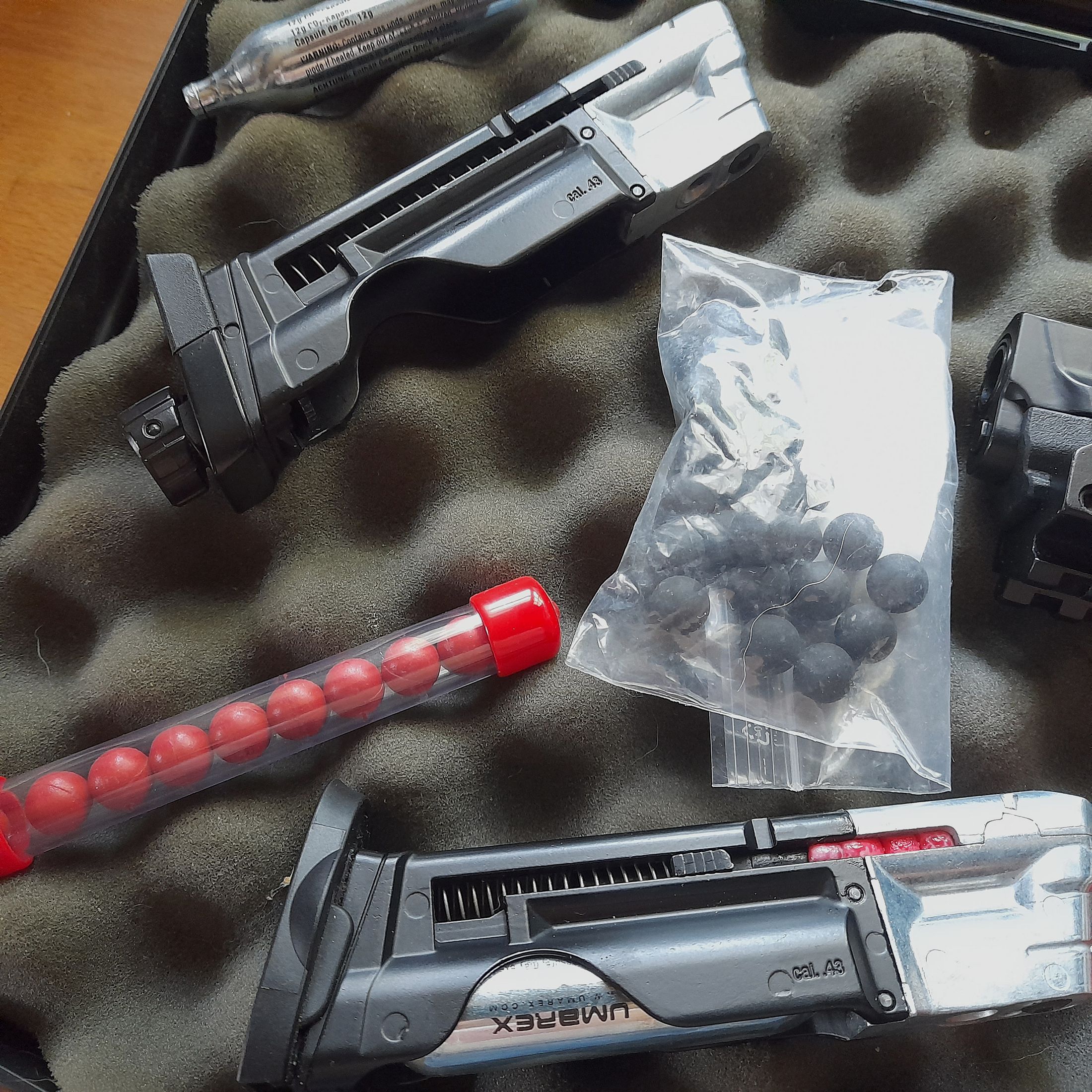 Umarex Smith & Wesson M&P9 M2.0 mit 2 TPM Magazinen im Koffer Set
