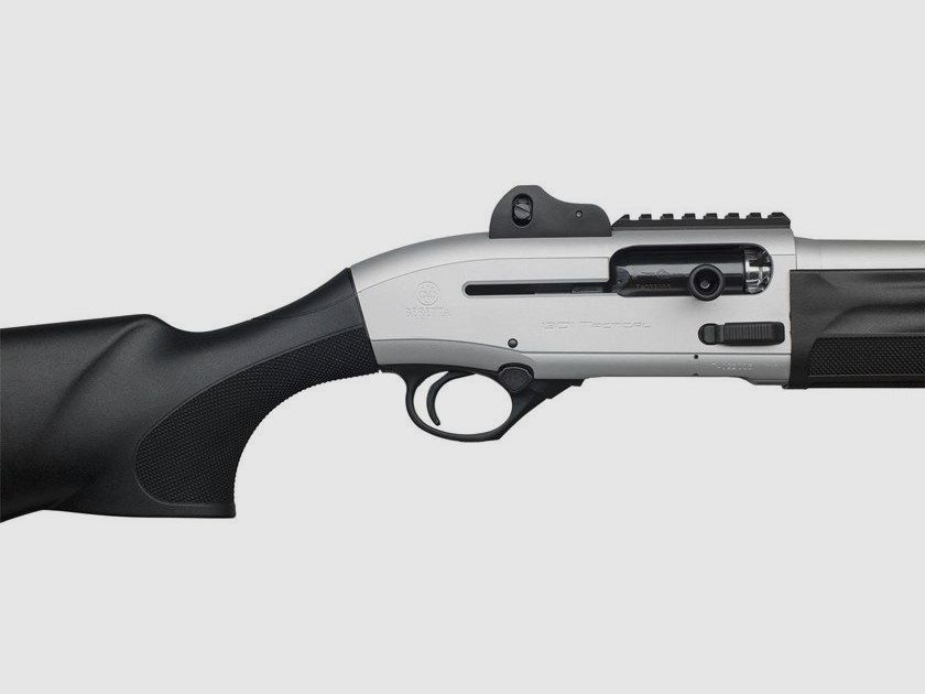 Beretta 1301 Tactical Marine .12/76 18,5"/47cm semi-automatisch geweer
