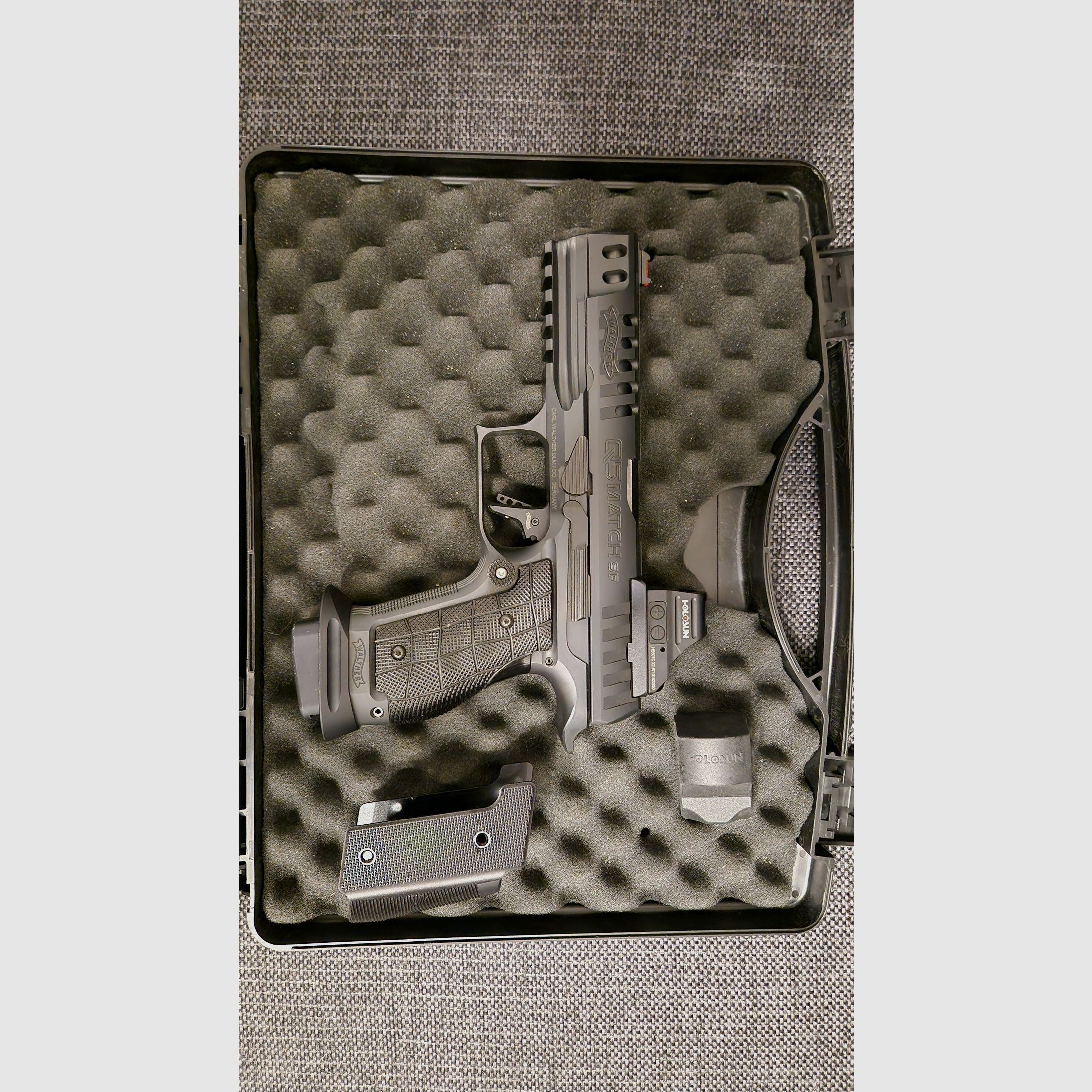 Walther Q5 Black Ribbon + Holosun 507 + Lok Grip